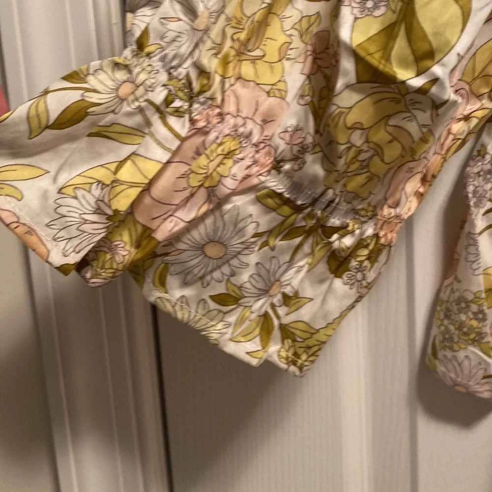 Brand New Who What Wear Floral Top…size 3X - Picture 3 of 6